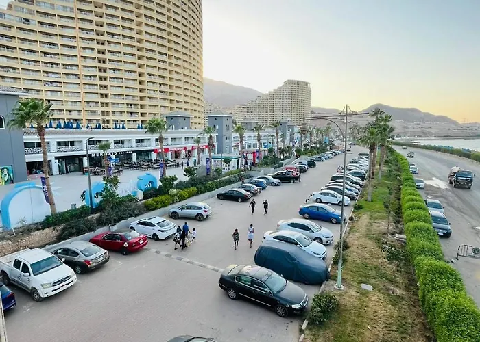 Porto Sokhna Pyramids Sea View Family *
